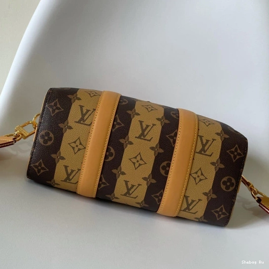 LOUIS KEEPALL CITY VUITTON 0817